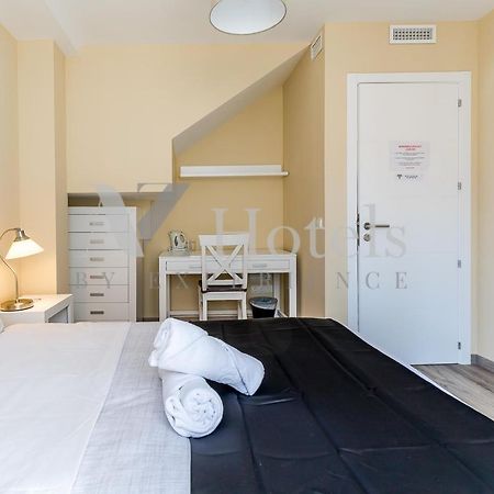 Ayz Villegas - Auto Check-In Property Madrid Eksteriør bilde