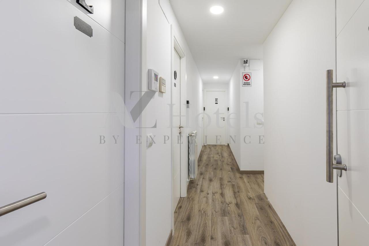Ayz Villegas - Auto Check-In Property Madrid Eksteriør bilde